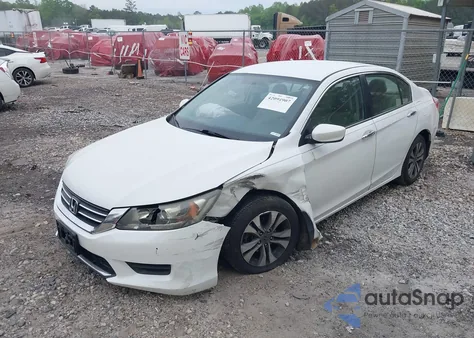 2015 Honda Accord Lx z USA, uszkodzony, nr VIN 1HGCR2F3XFA036279